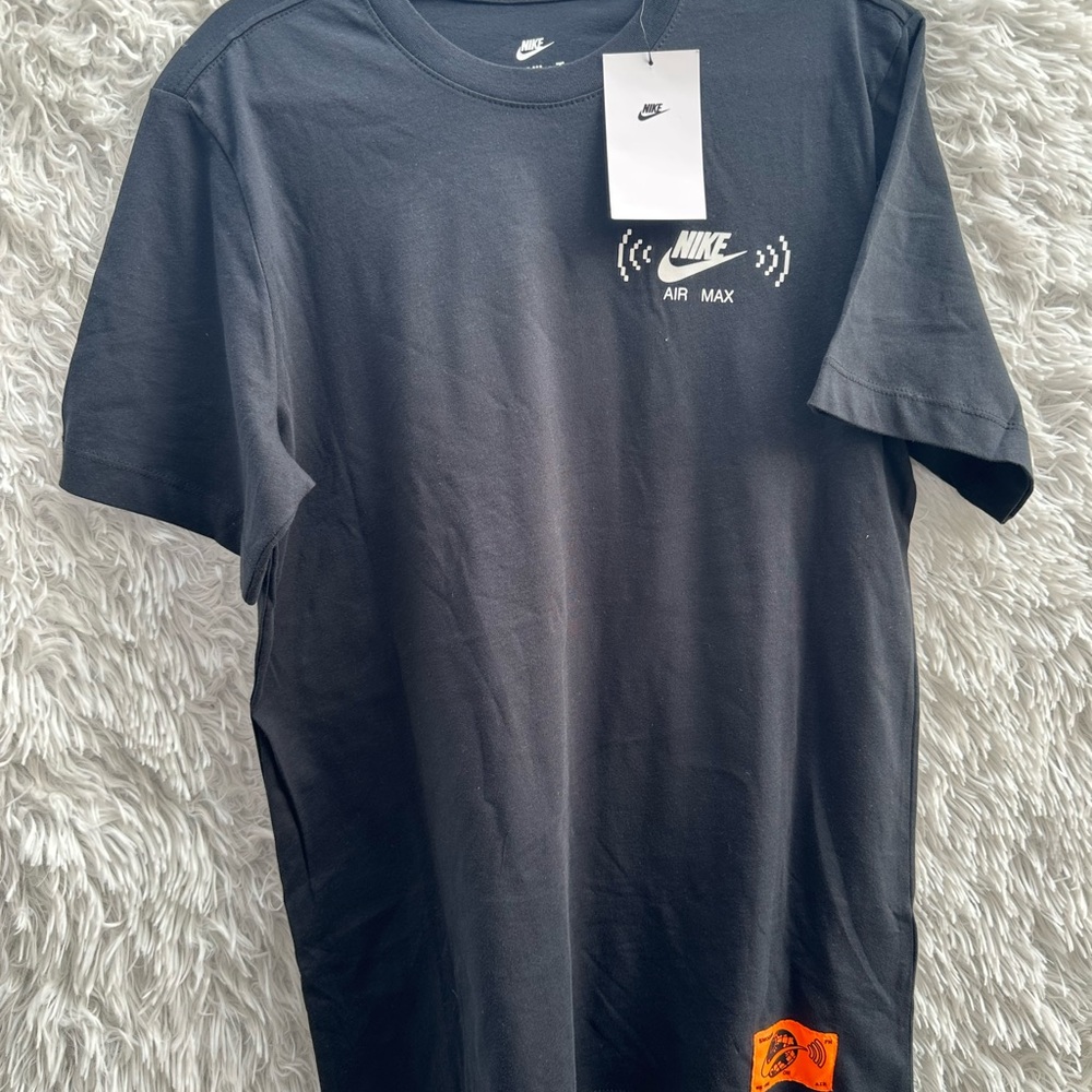 Nike Air Max Black T-Shirt for Men